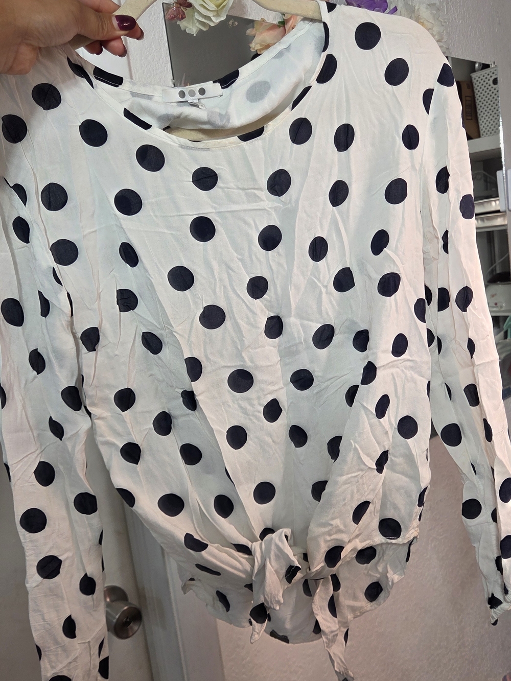 Three Dots Cream Navy Polka Dot Tie Front Long Sleeve Blouse Size XS Made in USA